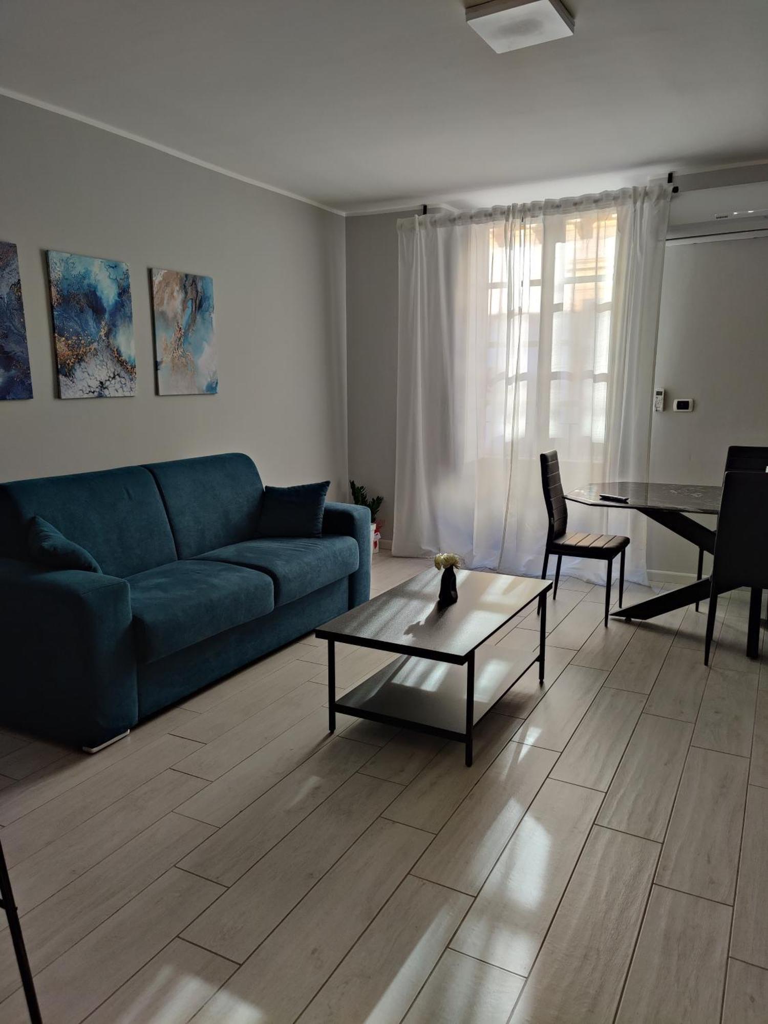 Delph's House Apartment Catania
